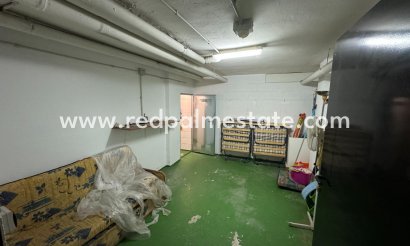 Propiedad comercial - Reventa - Torrevieja -
                Habaneras