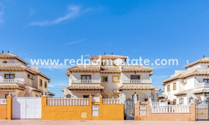 Radhus - Återförsäljning -
            Orihuela Costa - MR2-75269