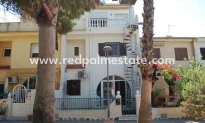 Radhus - Återförsäljning -
            Orihuela Costa - MR2-93037