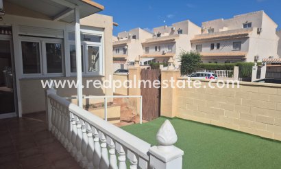 Radhus - Återförsäljning - Orihuela Costa - Playa Flamenca