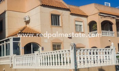 Radhus - Återförsäljning - Torrevieja - Los Balcones