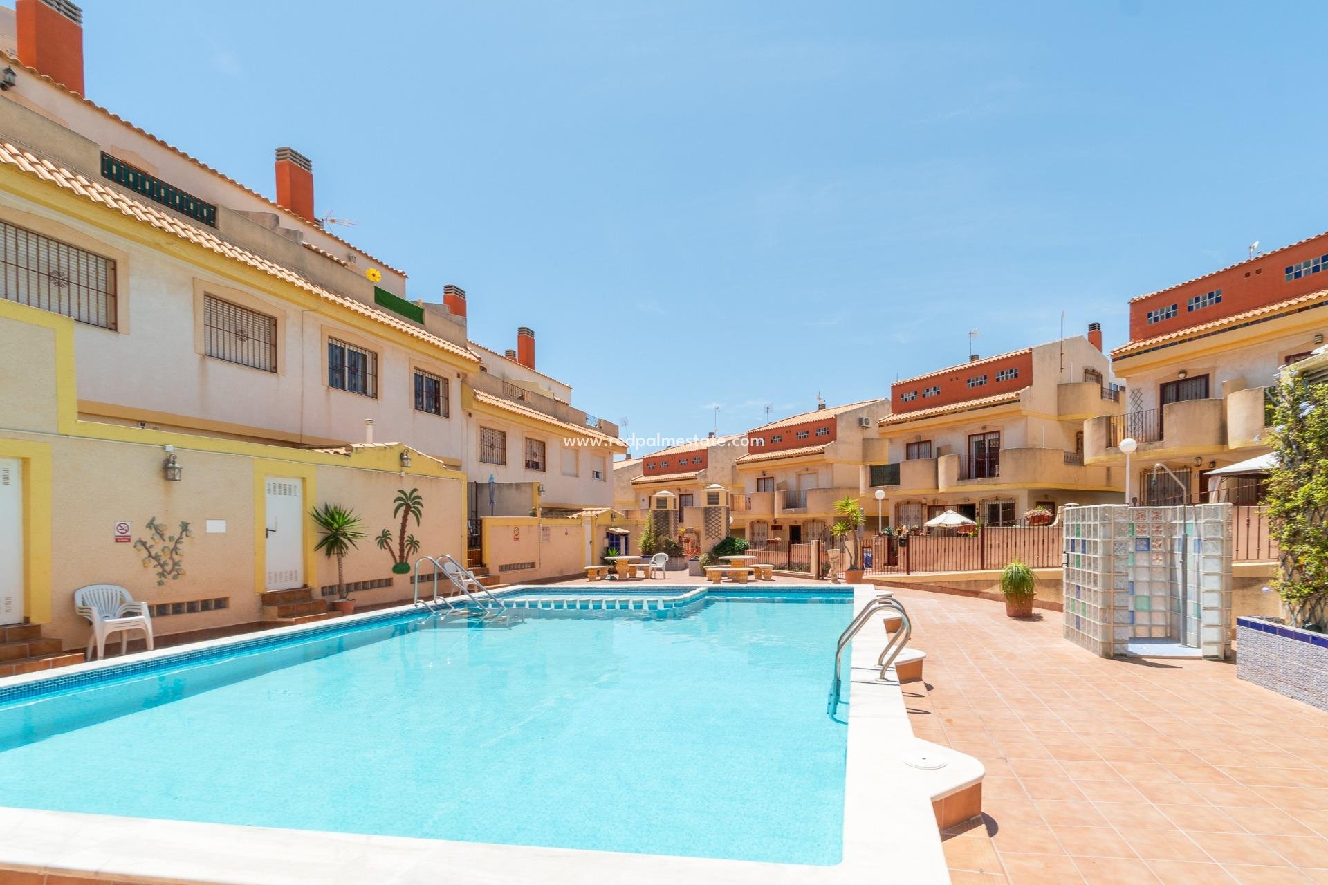  - Radhus -
Orihuela Costa - La Zenia