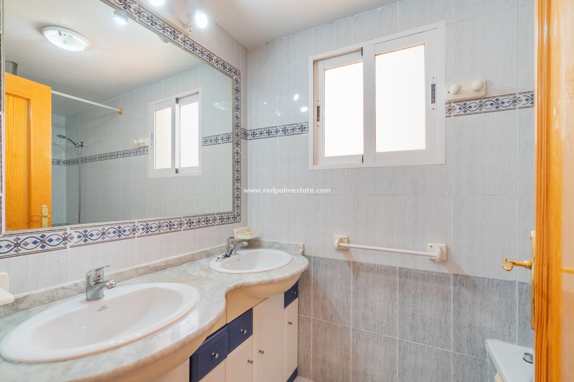  - Rekkehus -
Orihuela Costa - La Zenia