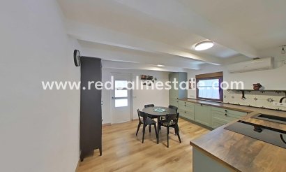 Rekkehus - Videresalg - Formentera del Segura - Centro