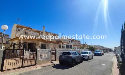 Rekkehus - Videresalg - Orihuela Costa - Playa Flamenca