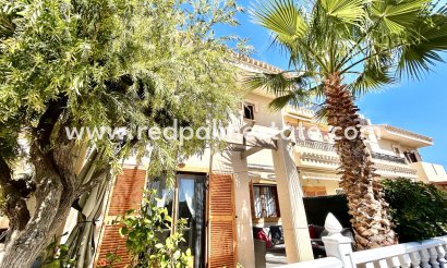 Rekkehus - Videresalg - Orihuela Costa - Playa Flamenca