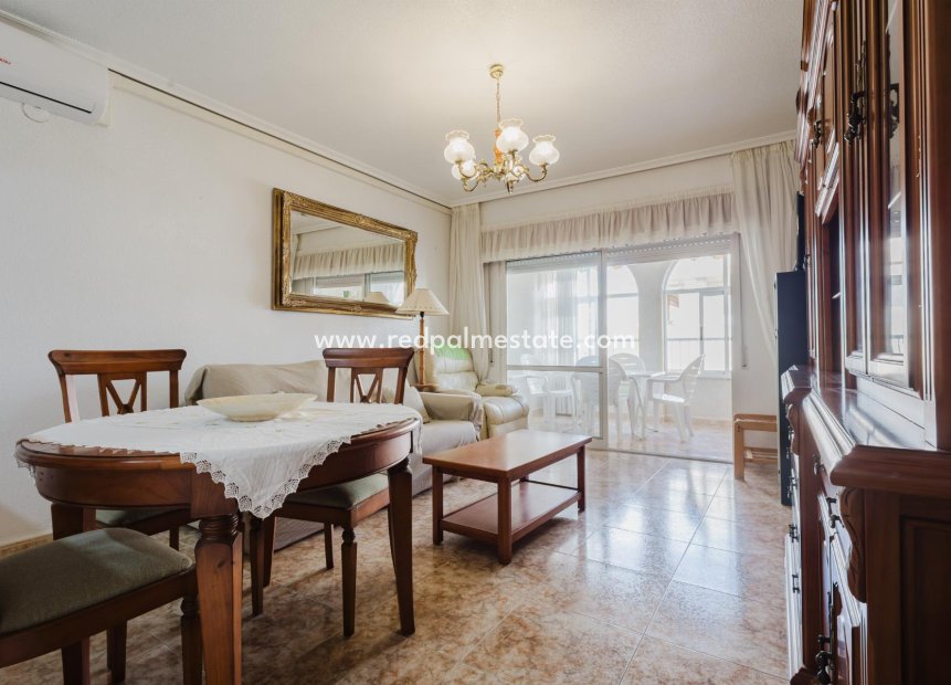 Resale - Apartamento -
Torrevieja - El Acequión - Los Náufragos