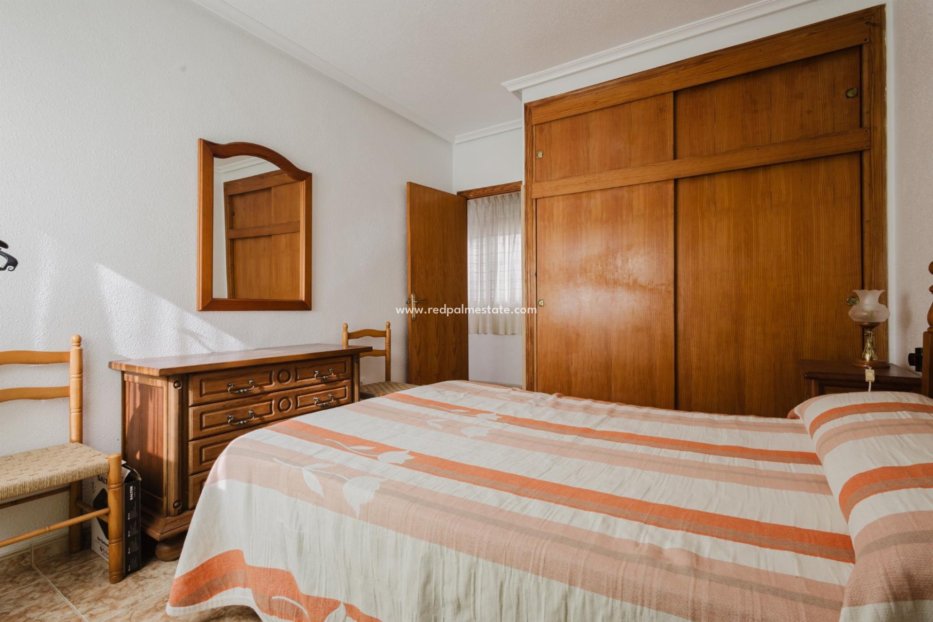 Resale - Apartamento -
Torrevieja - El Acequión - Los Náufragos