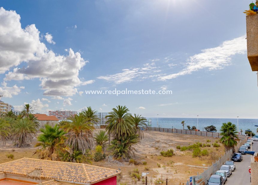 Resale - Apartamento -
Torrevieja - Playa de los Locos