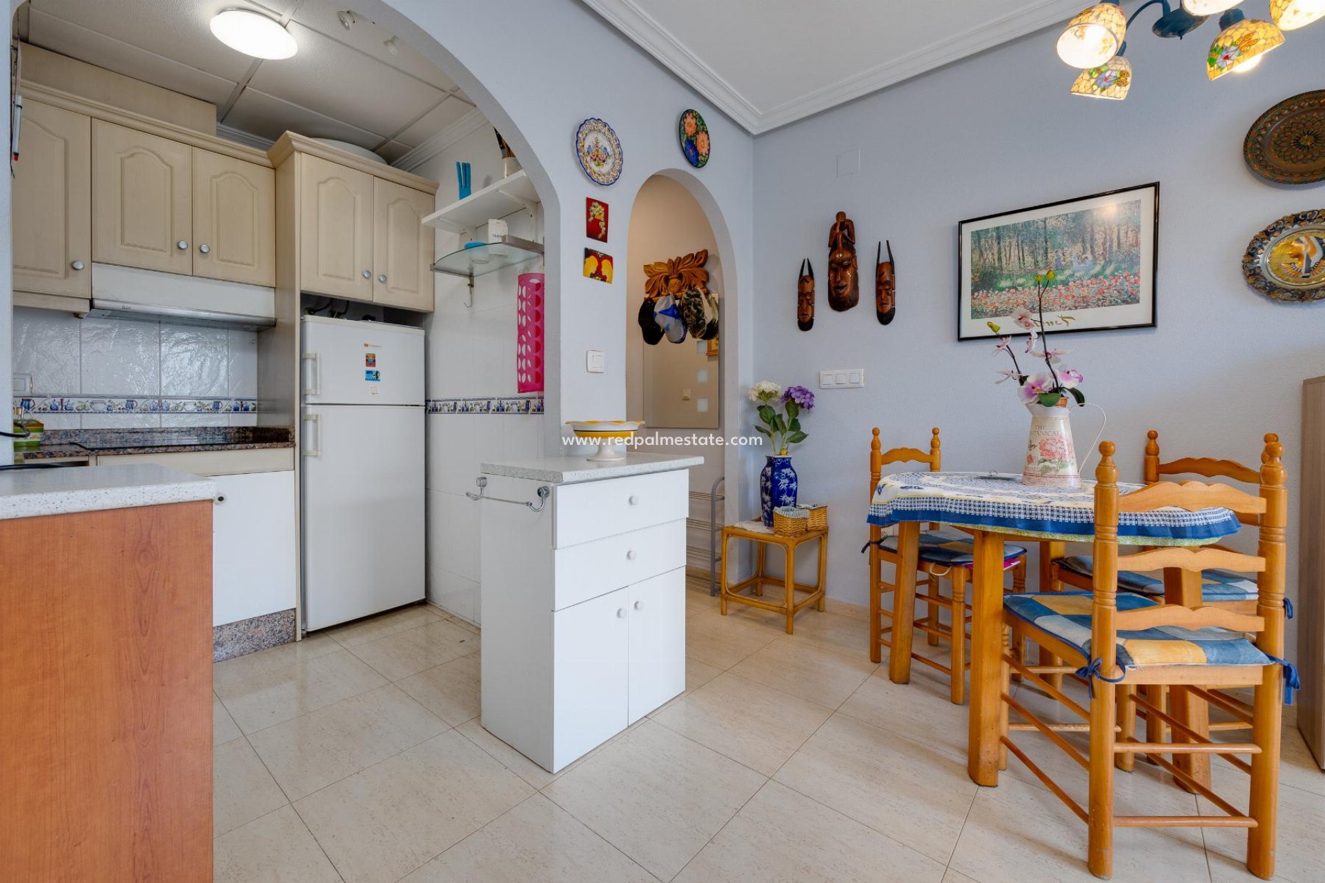 Resale - Apartamento -
Torrevieja - Playa de los Locos