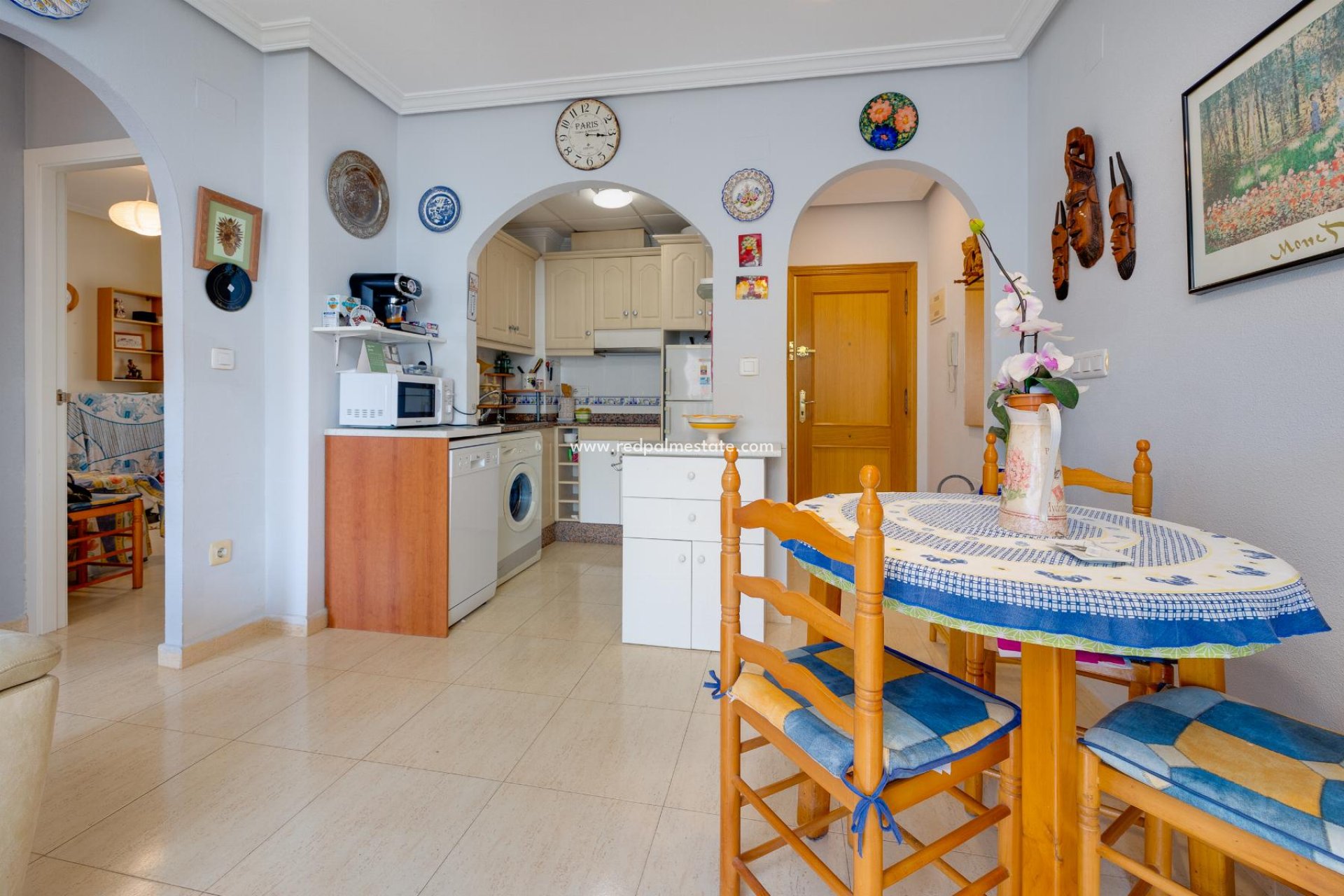 Resale - Apartamento -
Torrevieja - Playa de los Locos