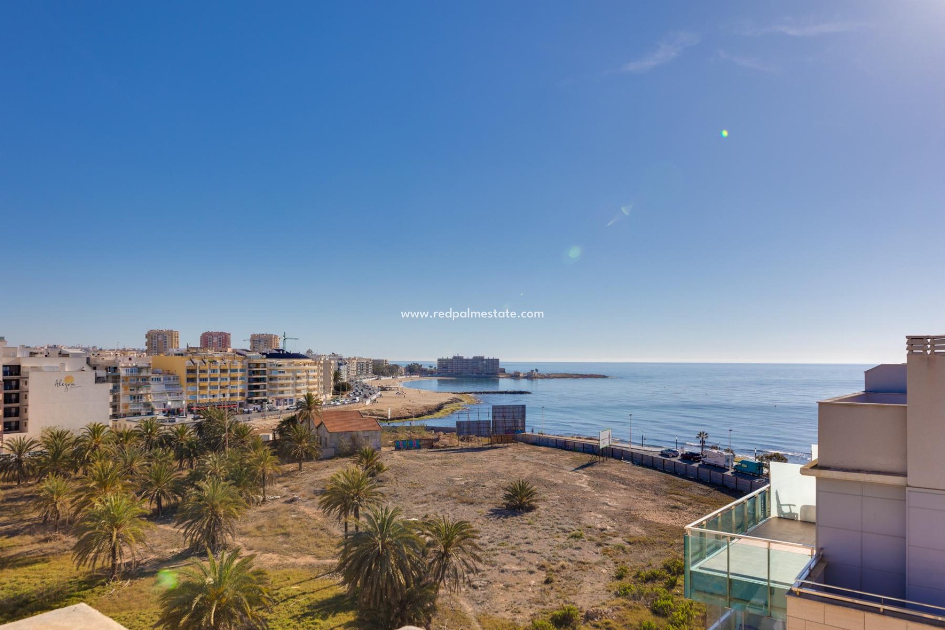 Resale - Apartamento -
Torrevieja - Playa de los Locos