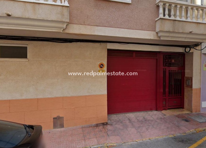 Resale - Apartamento -
Torrevieja - Playa del Cura