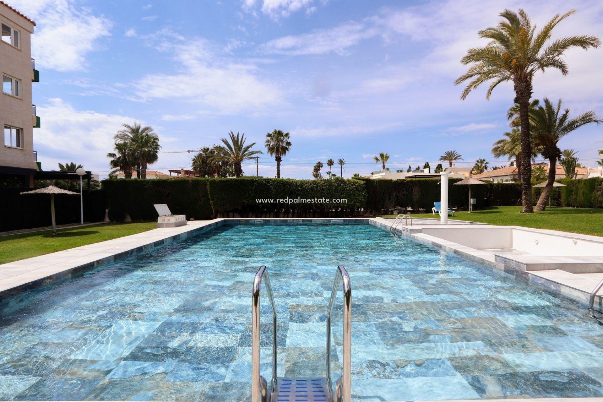 Resale - Apartamento -
Torrevieja - Playa Flamenca