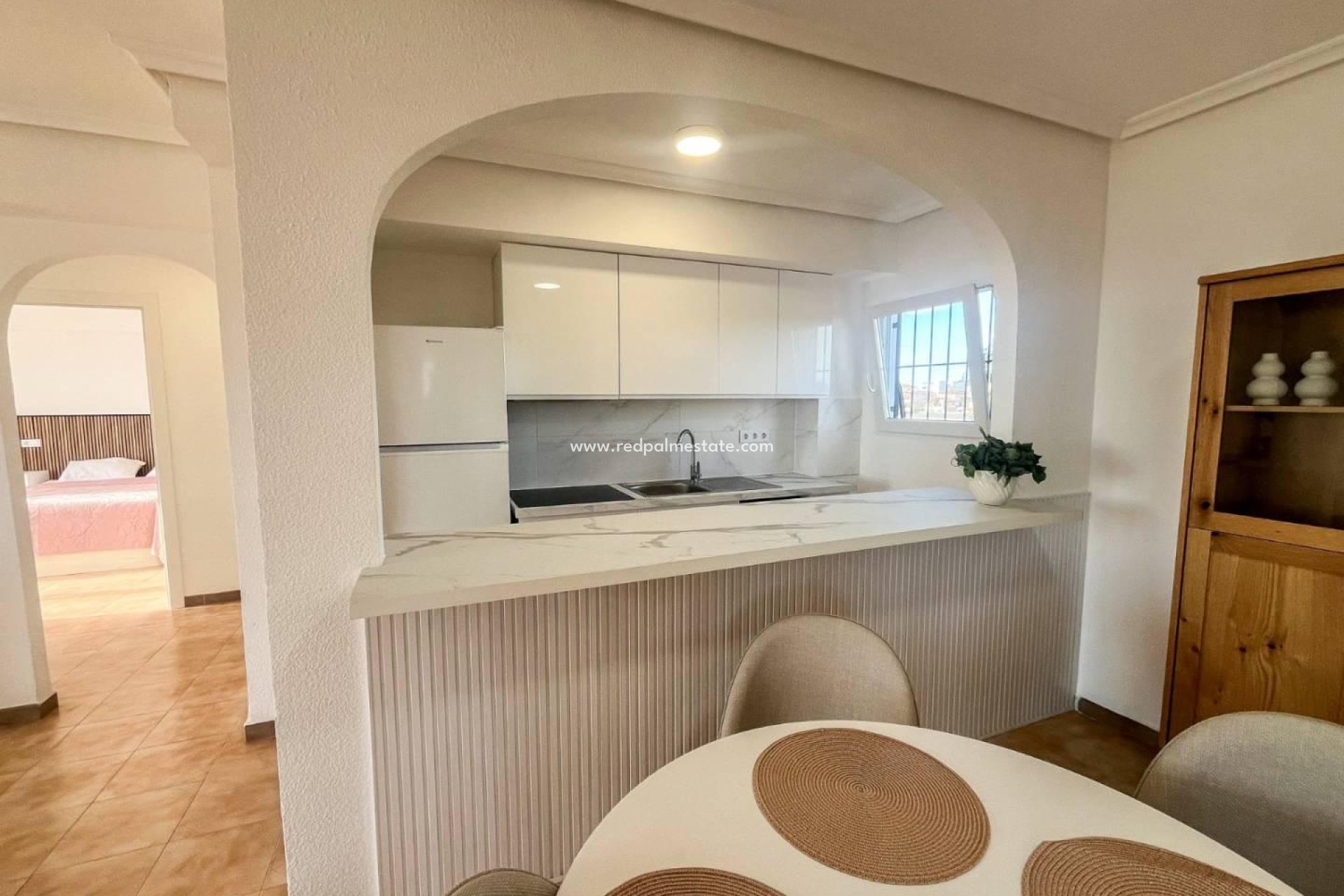 Resale - Apartamento -
Torrevieja - Punta prima