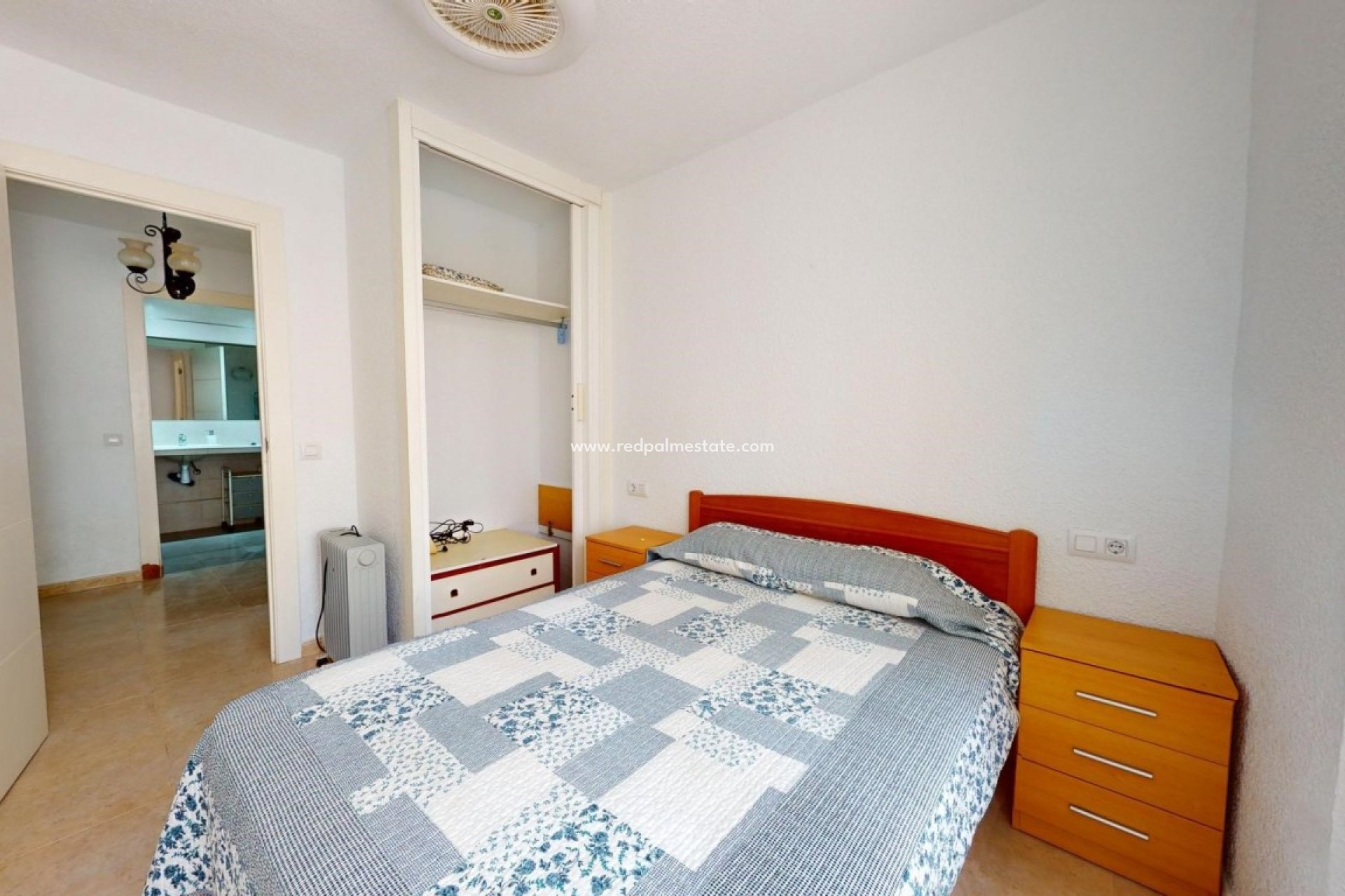 Resale - Apartment -
Aguilas