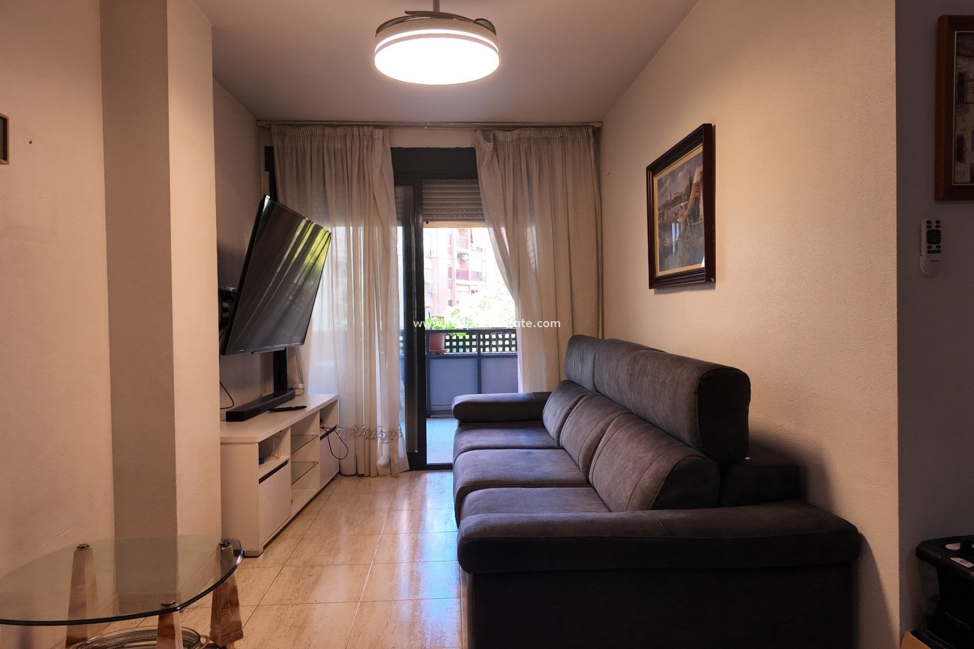 Resale - Apartment -
Alicante - Altozano