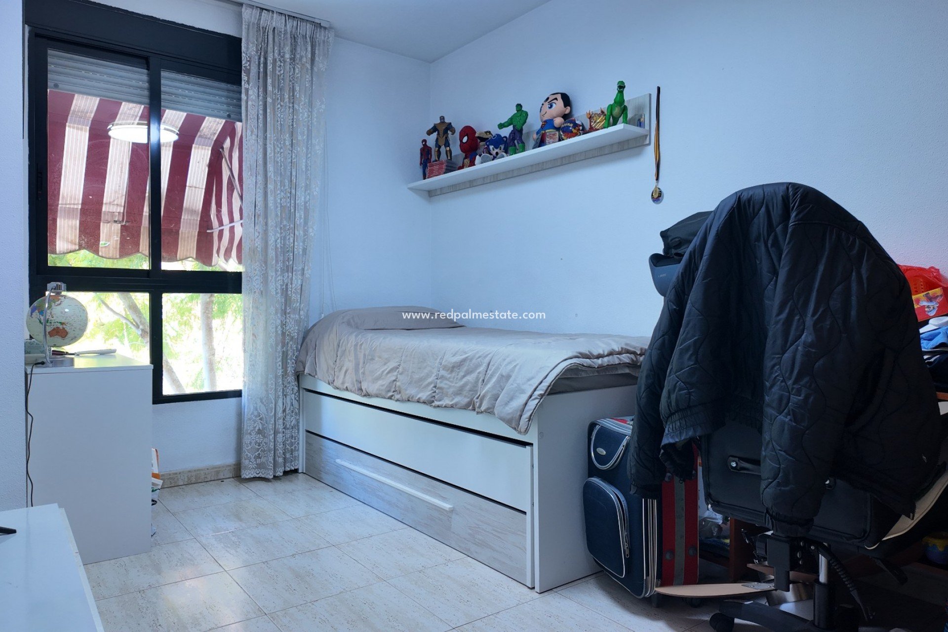 Resale - Apartment -
Alicante - Altozano