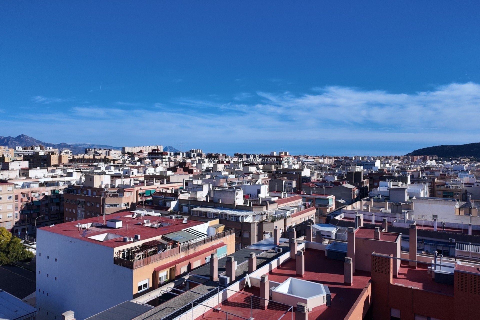 Resale - Apartment -
Alicante - Altozano