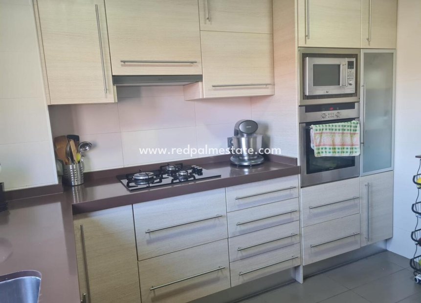 Resale - Apartment -
Alicante - Babel