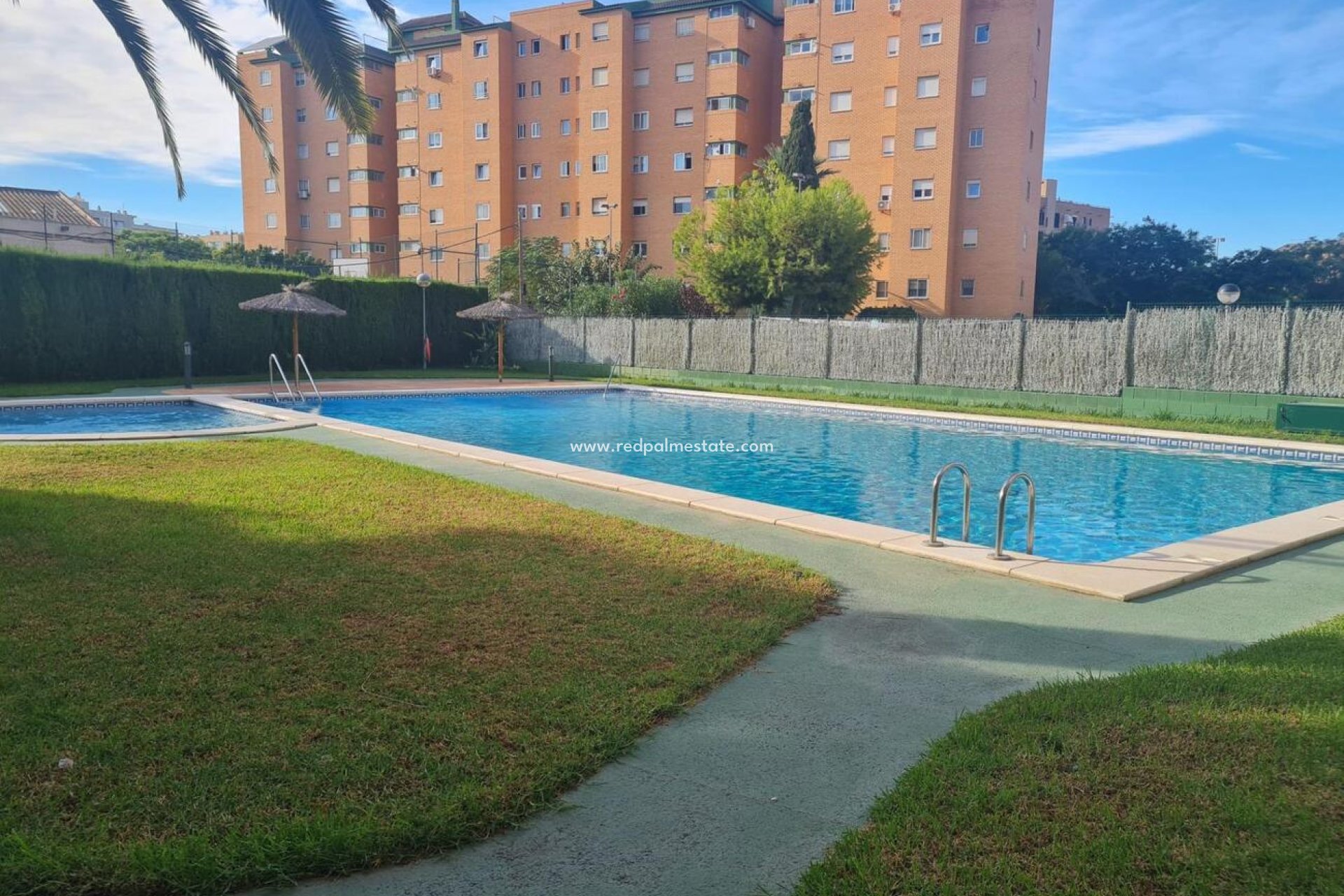 Resale - Apartment -
Alicante - Babel