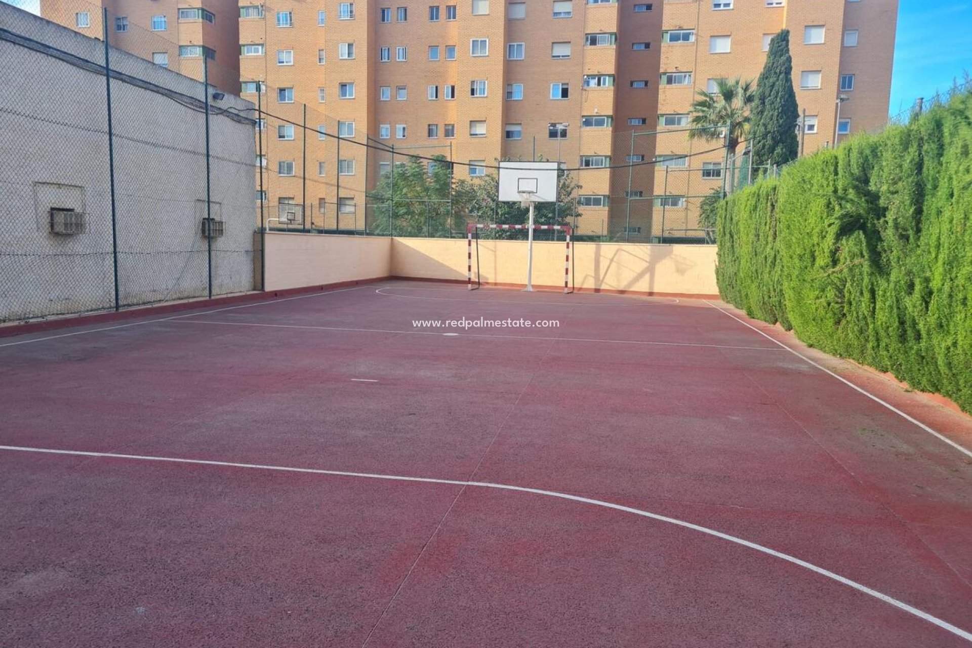 Resale - Apartment -
Alicante - Babel