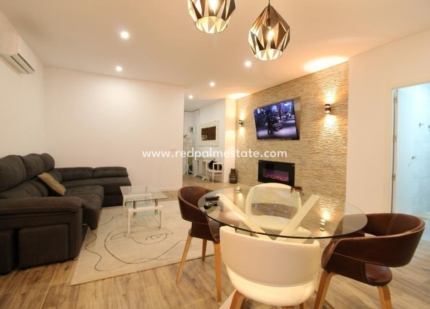 Resale - Apartment -
Alicante - Carolinas Bajas