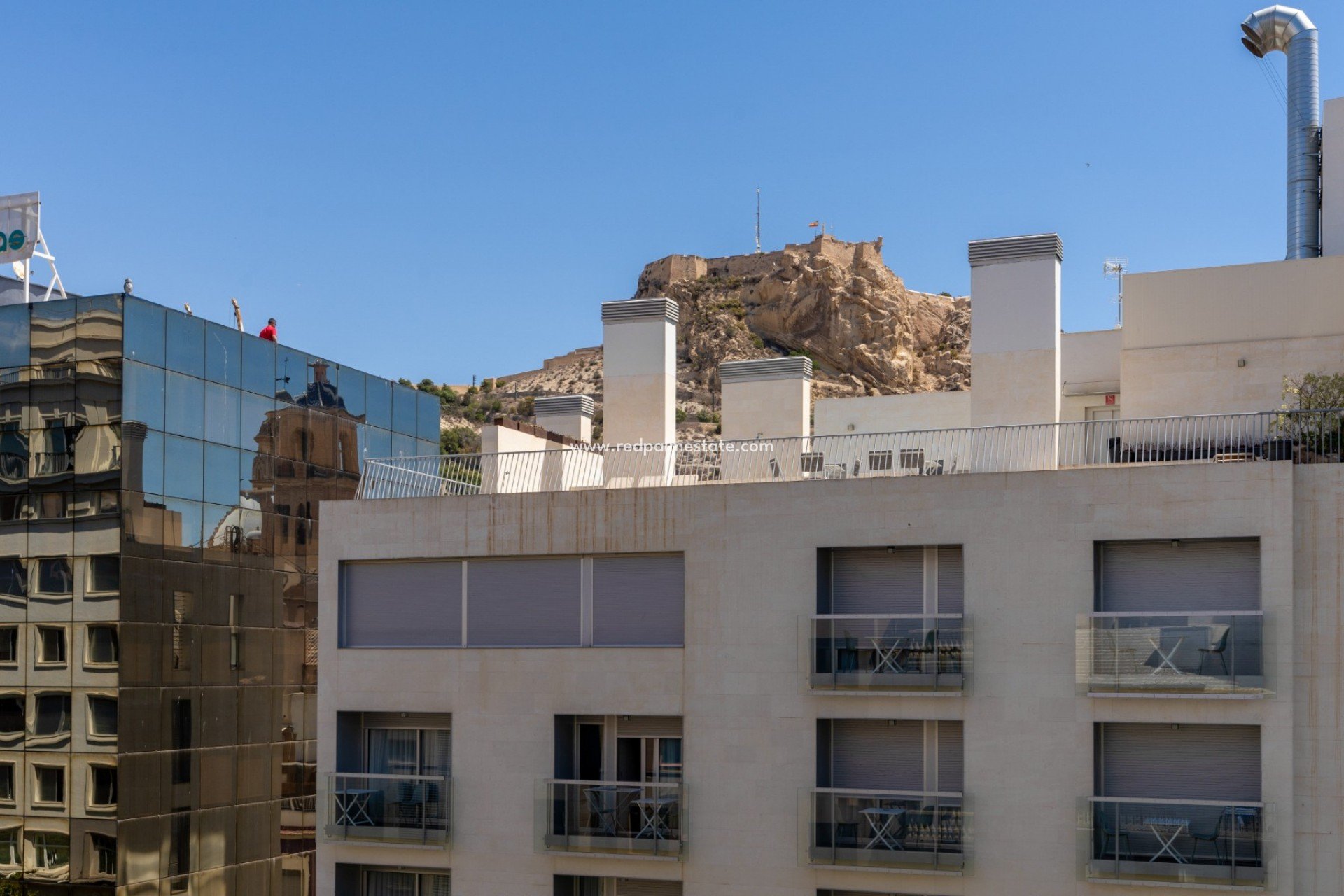 Resale - Apartment -
Alicante - Center