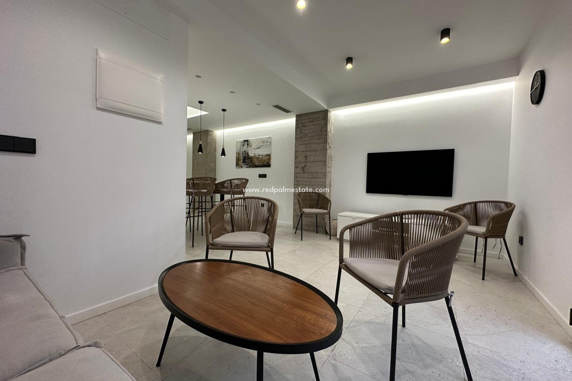 Resale - Apartment -
Alicante - Center