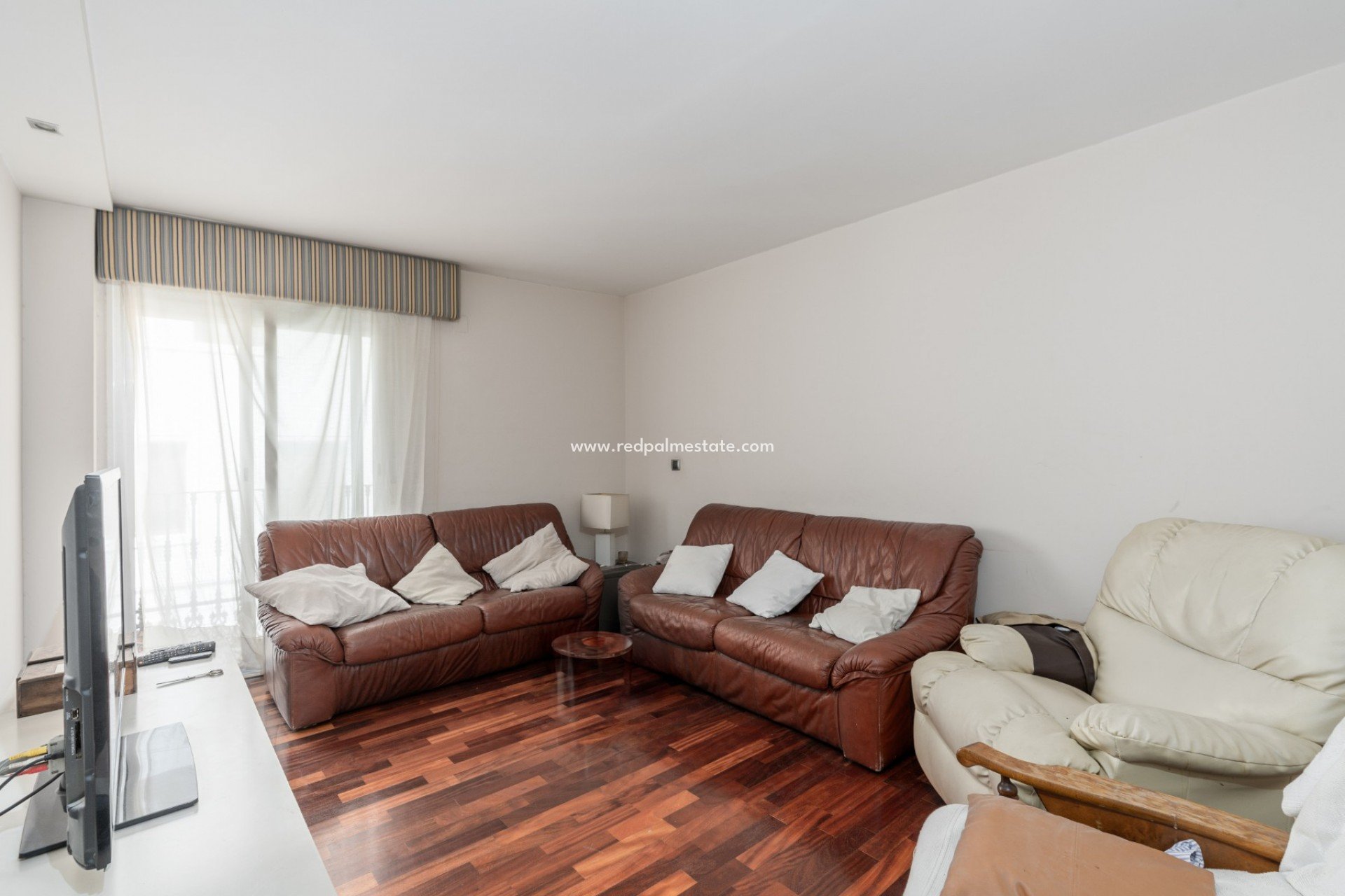 Resale - Apartment -
Alicante - Center