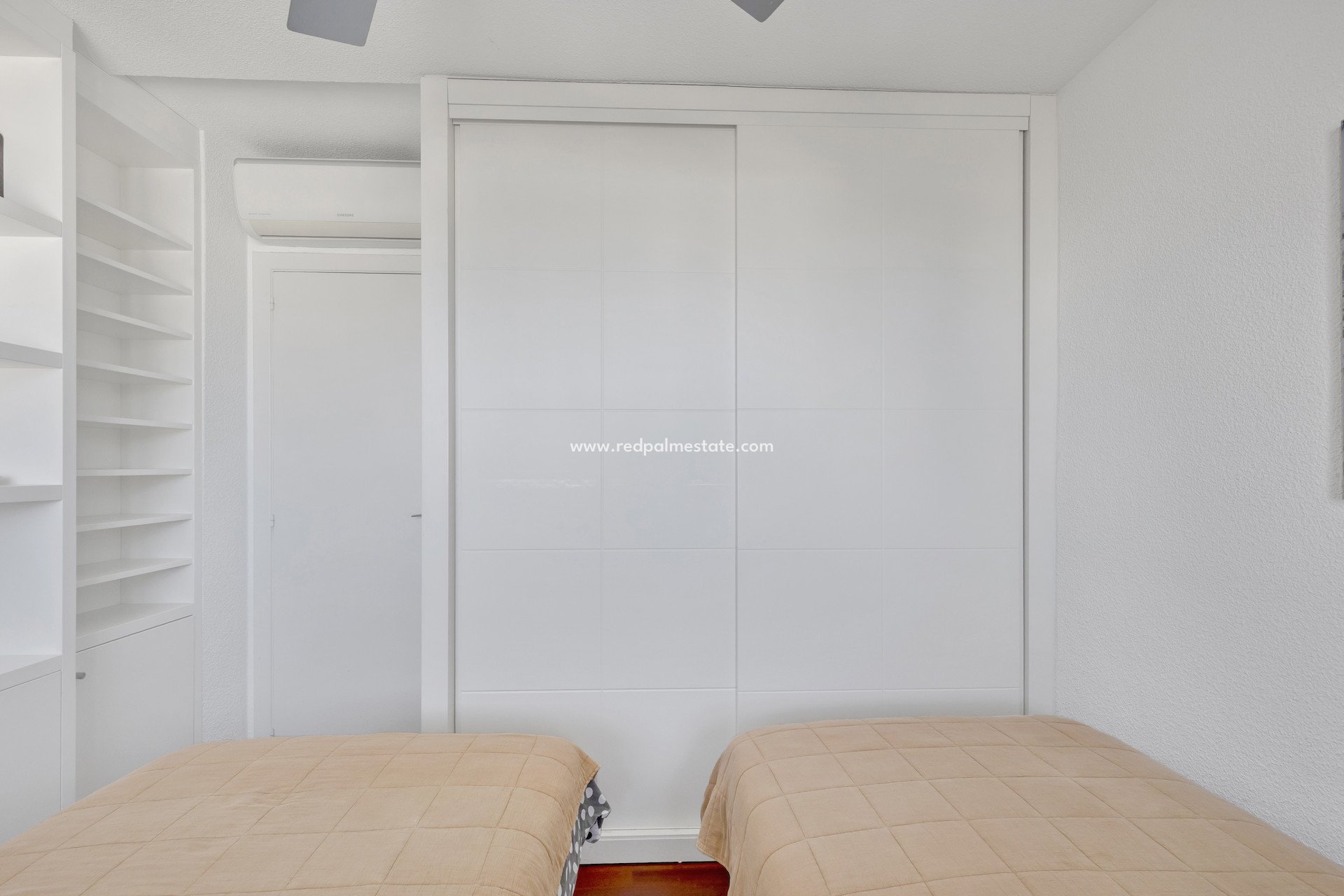 Resale - Apartment -
Alicante - Costa Blanca