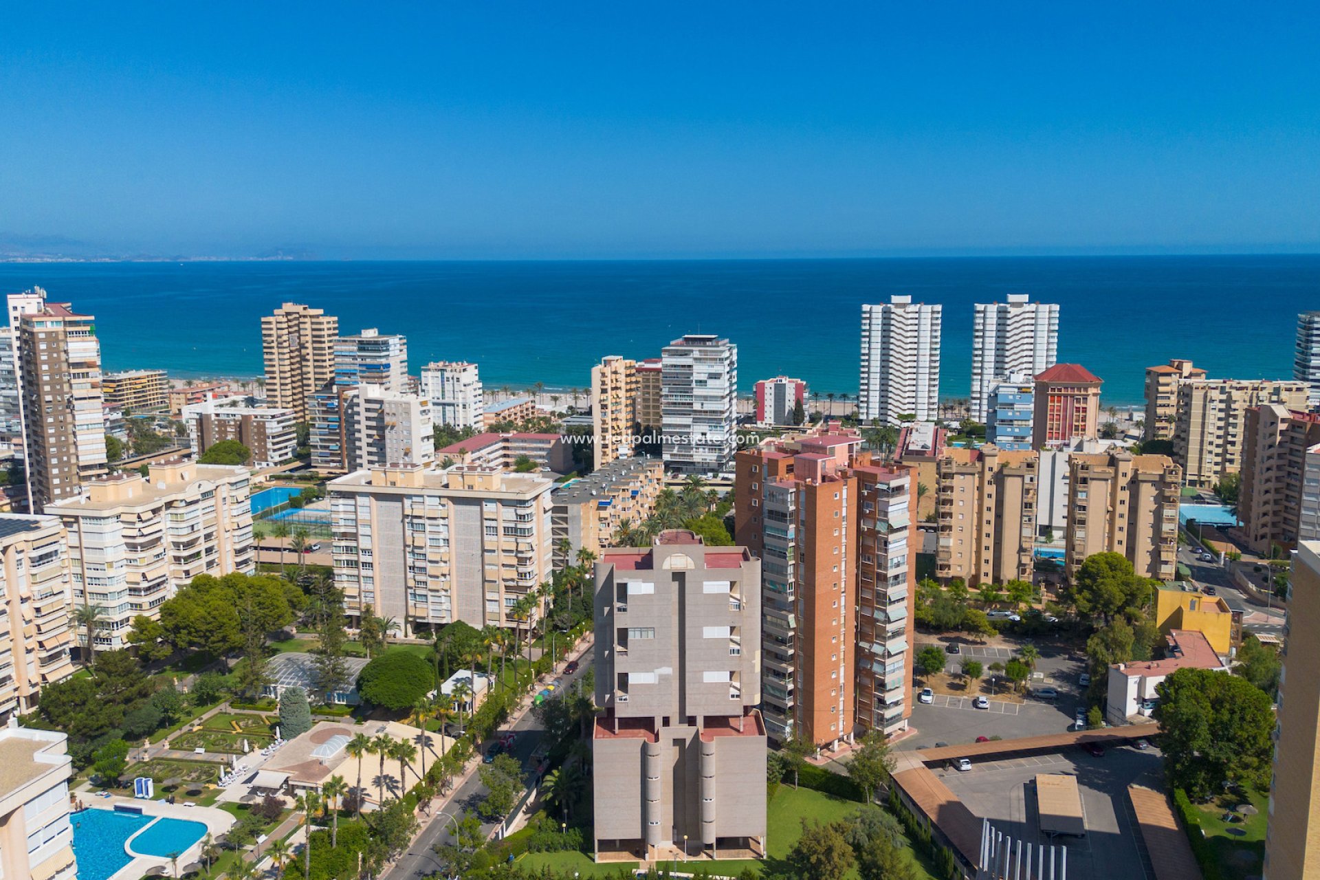 Resale - Apartment -
Alicante - Costa Blanca