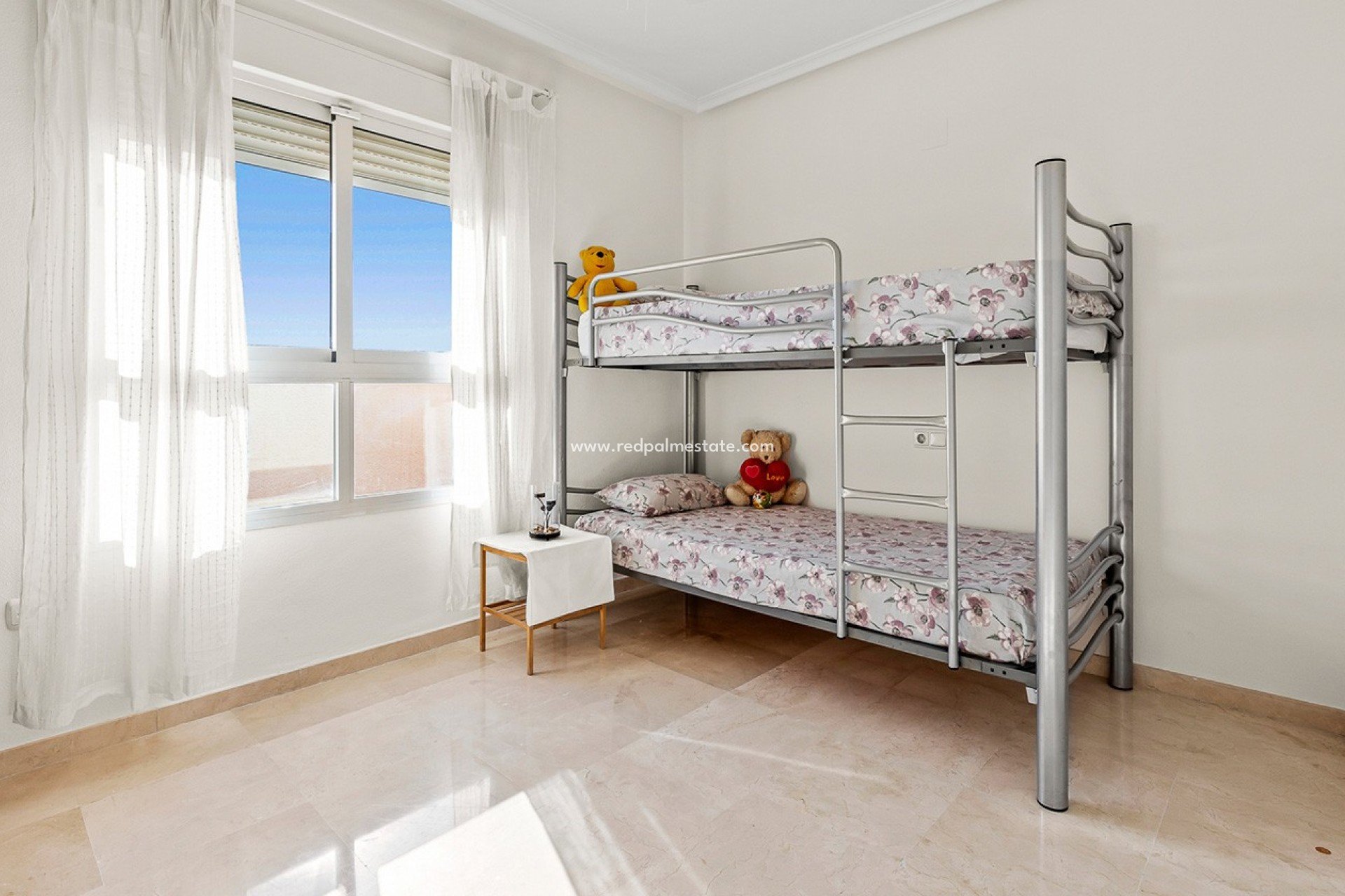 Resale - Apartment -
Alicante - Garbinet