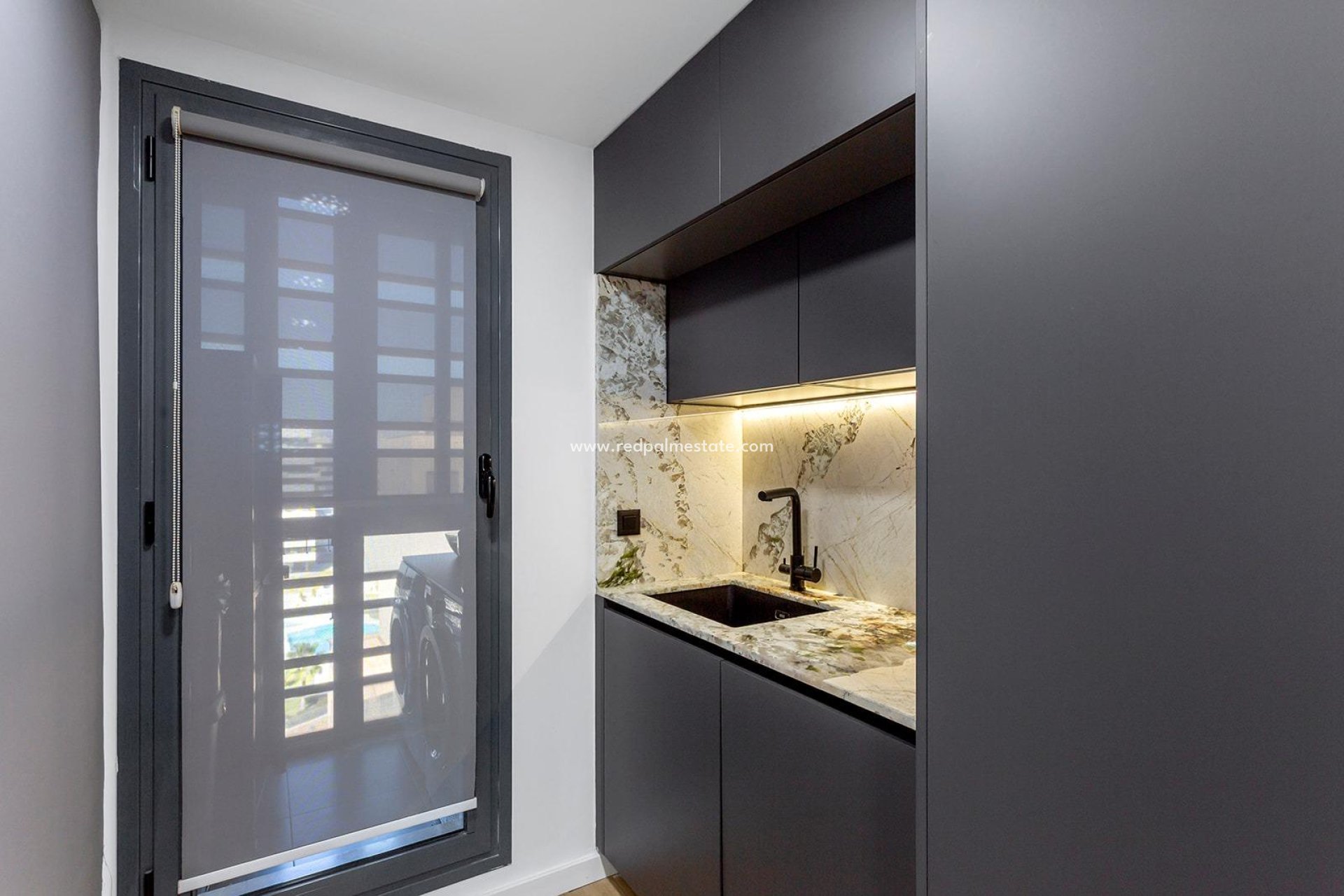 Resale - Apartment -
Alicante - Pau 5
