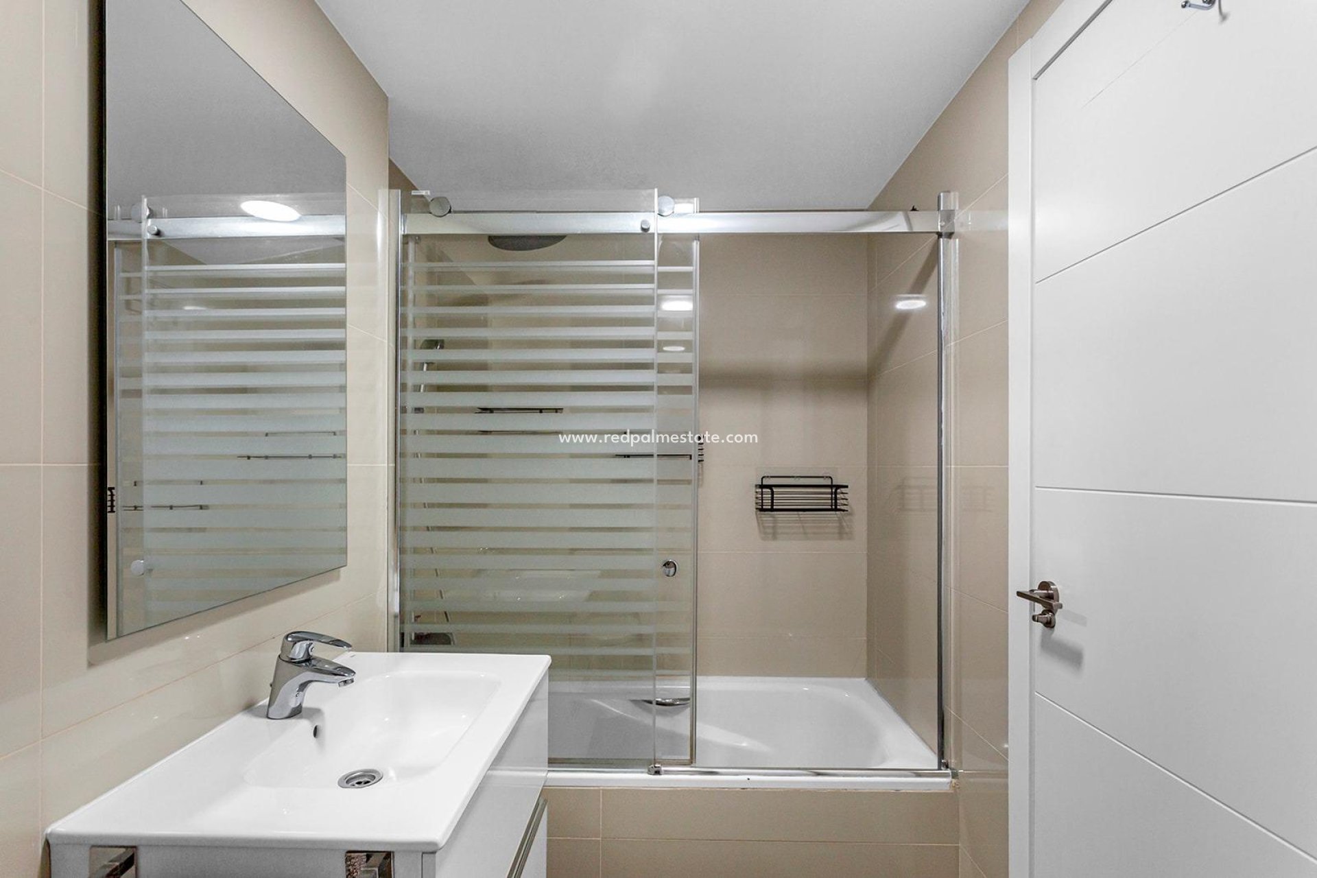 Resale - Apartment -
Alicante - Pau 5