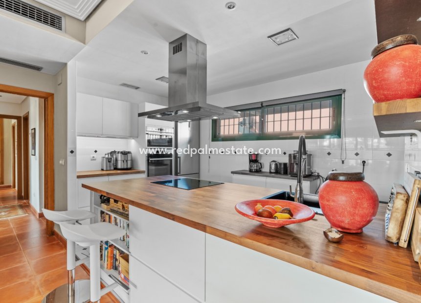 Resale - Apartment -
Alicante - Playa San Juan