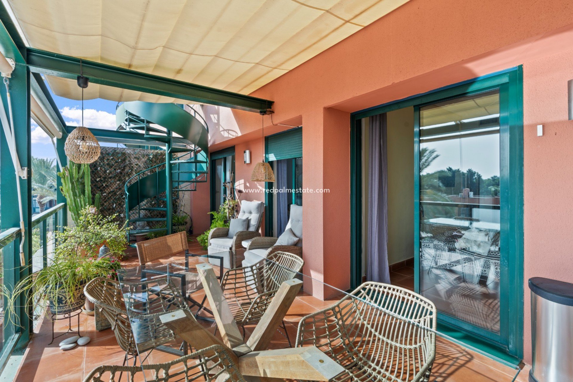 Resale - Apartment -
Alicante - Playa San Juan
