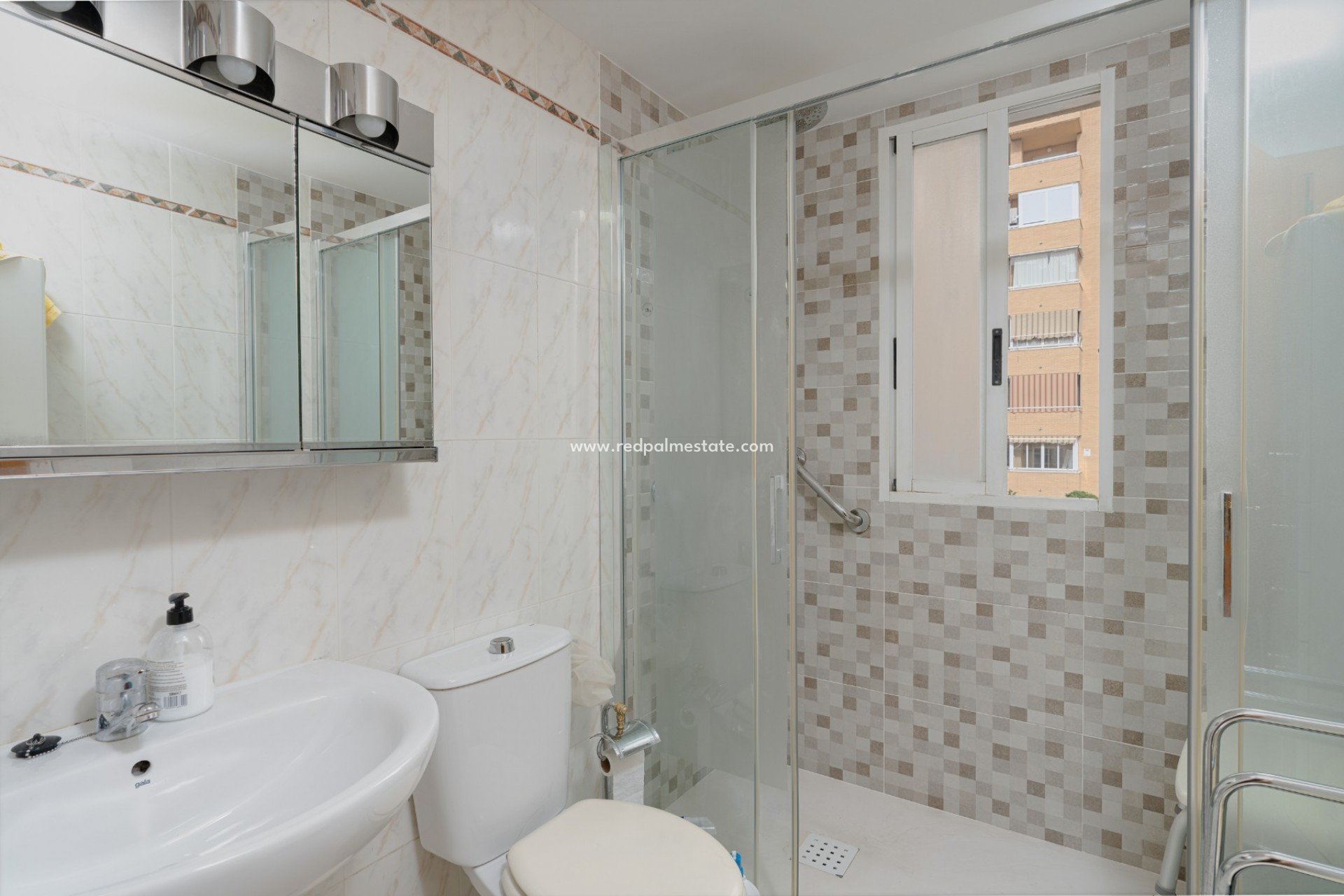 Resale - Apartment -
Alicante - San Gabriel