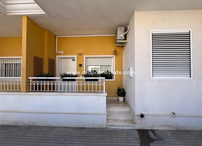 Resale - Apartment -
Almoradí - Inland