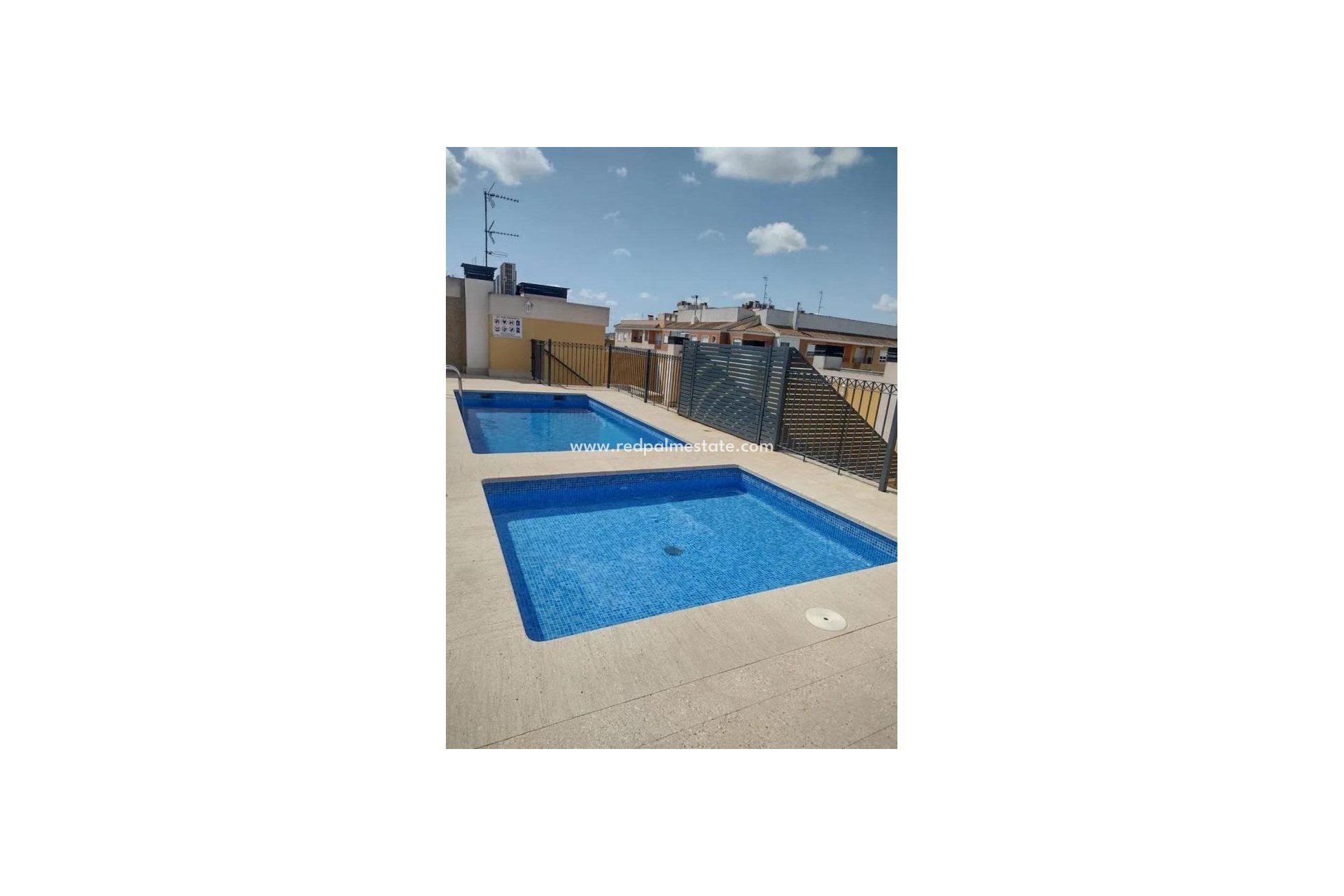 Resale - Apartment -
Almoradí