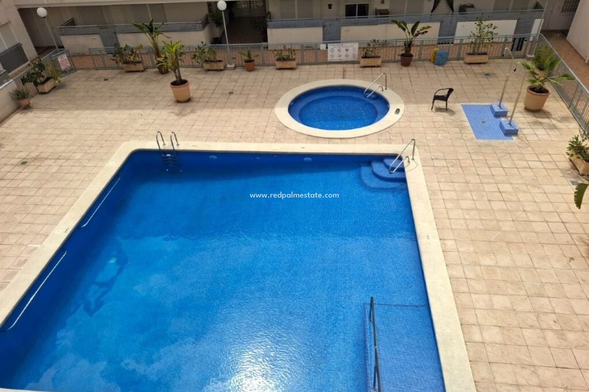 Resale - Apartment -
Almoradí