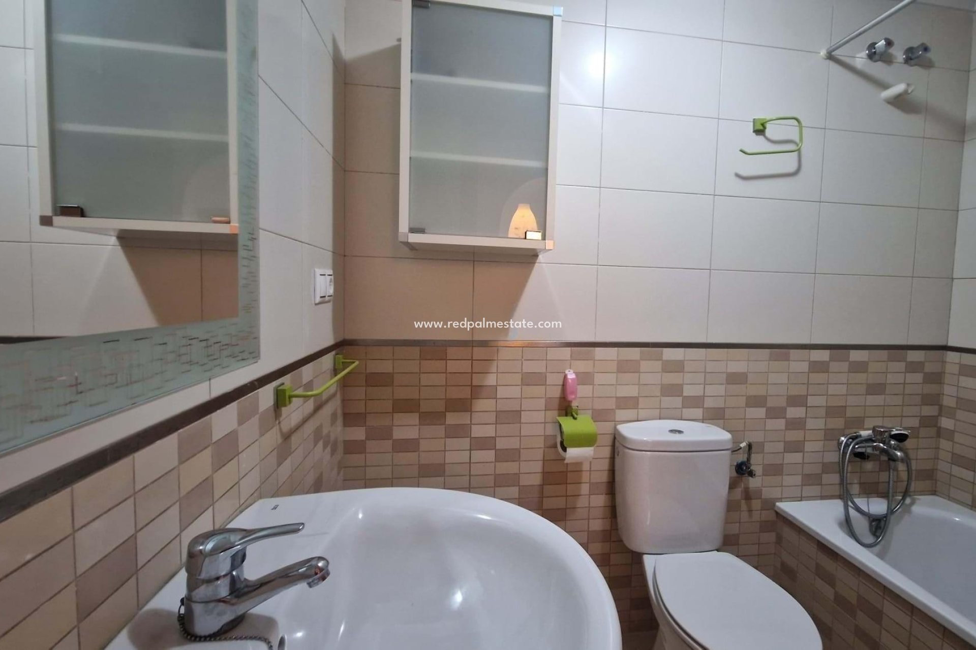 Resale - Apartment -
Almoradí