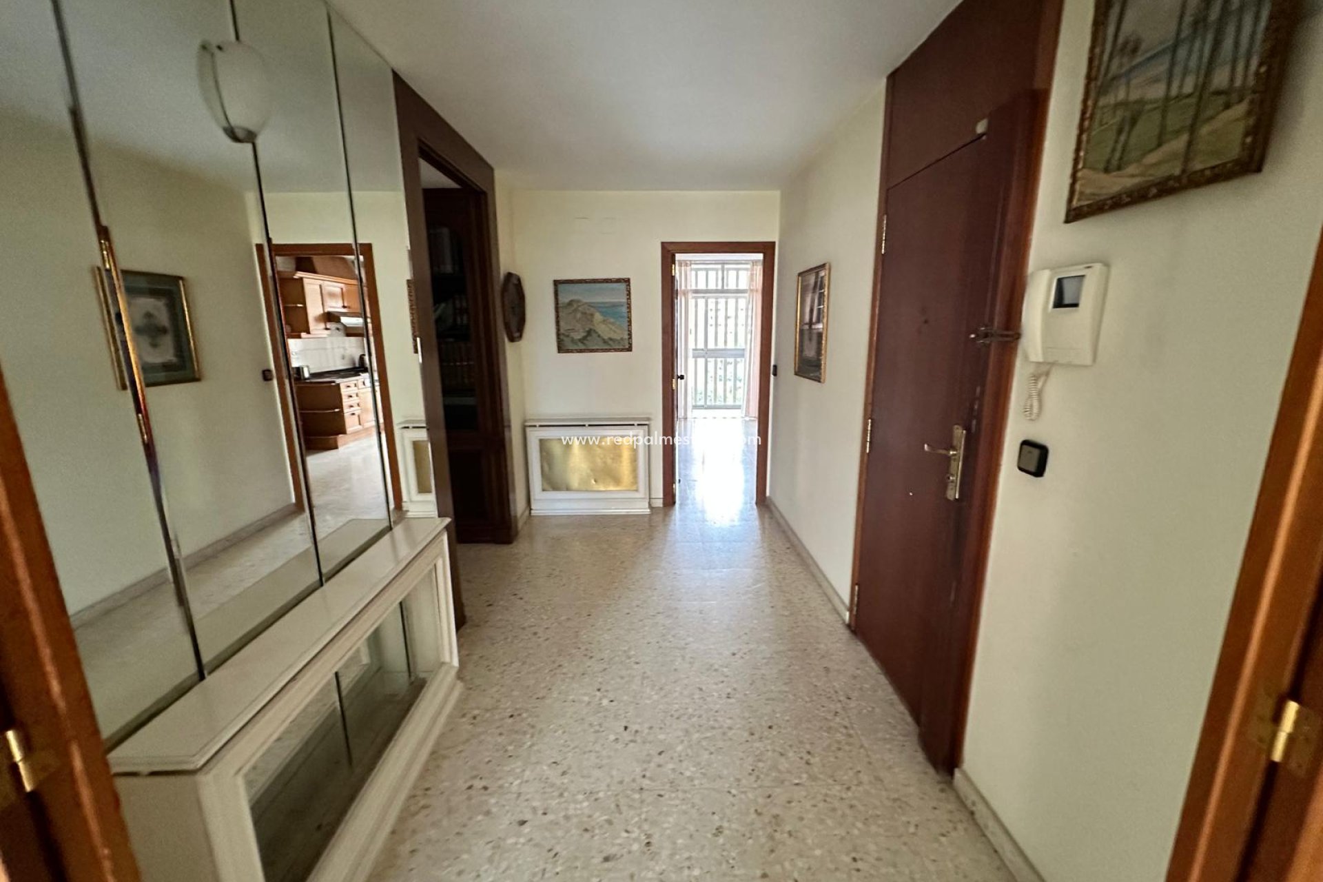 Resale - Apartment -
Benidorm - Costa Blanca