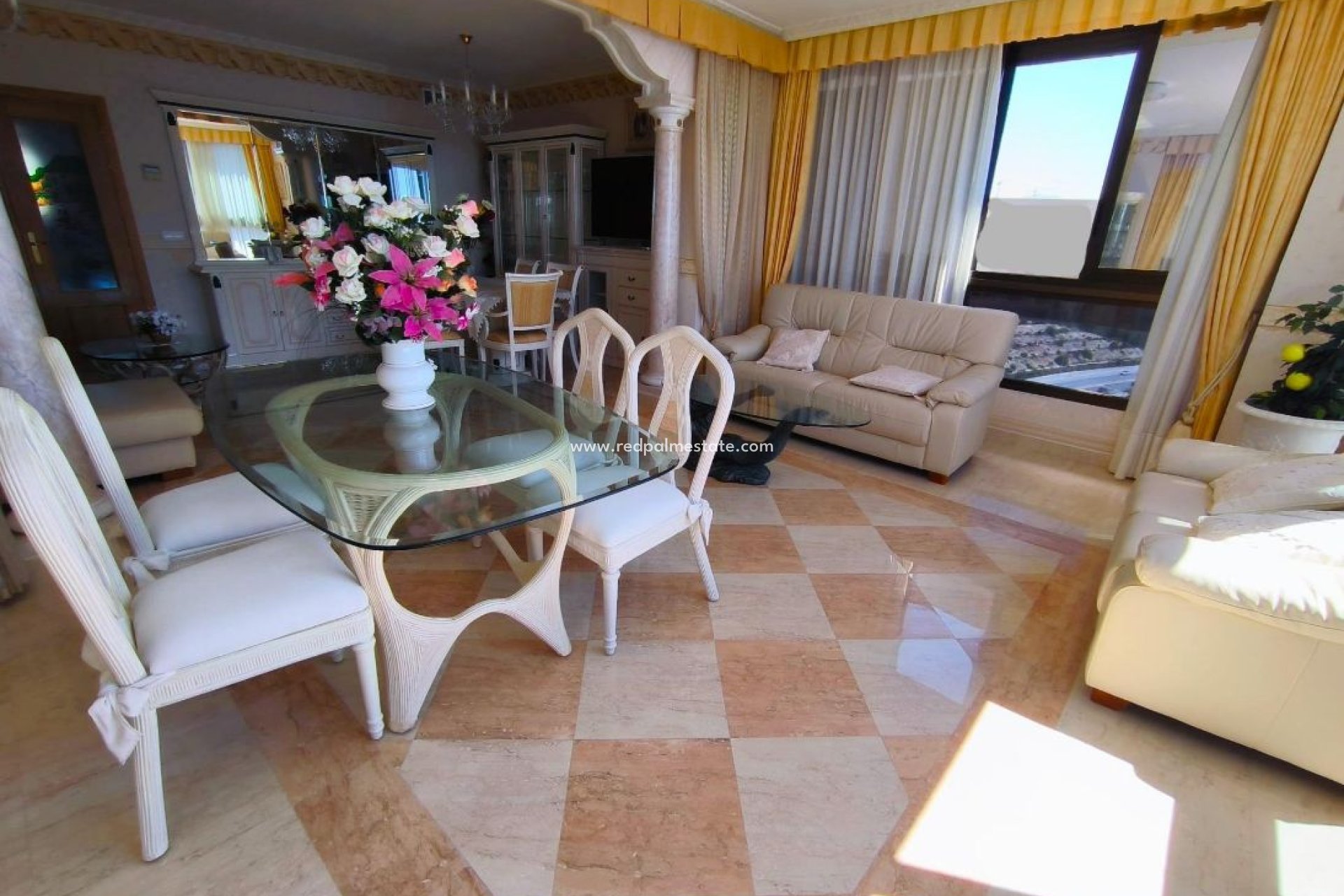 Resale - Apartment -
Benidorm - Costa Blanca