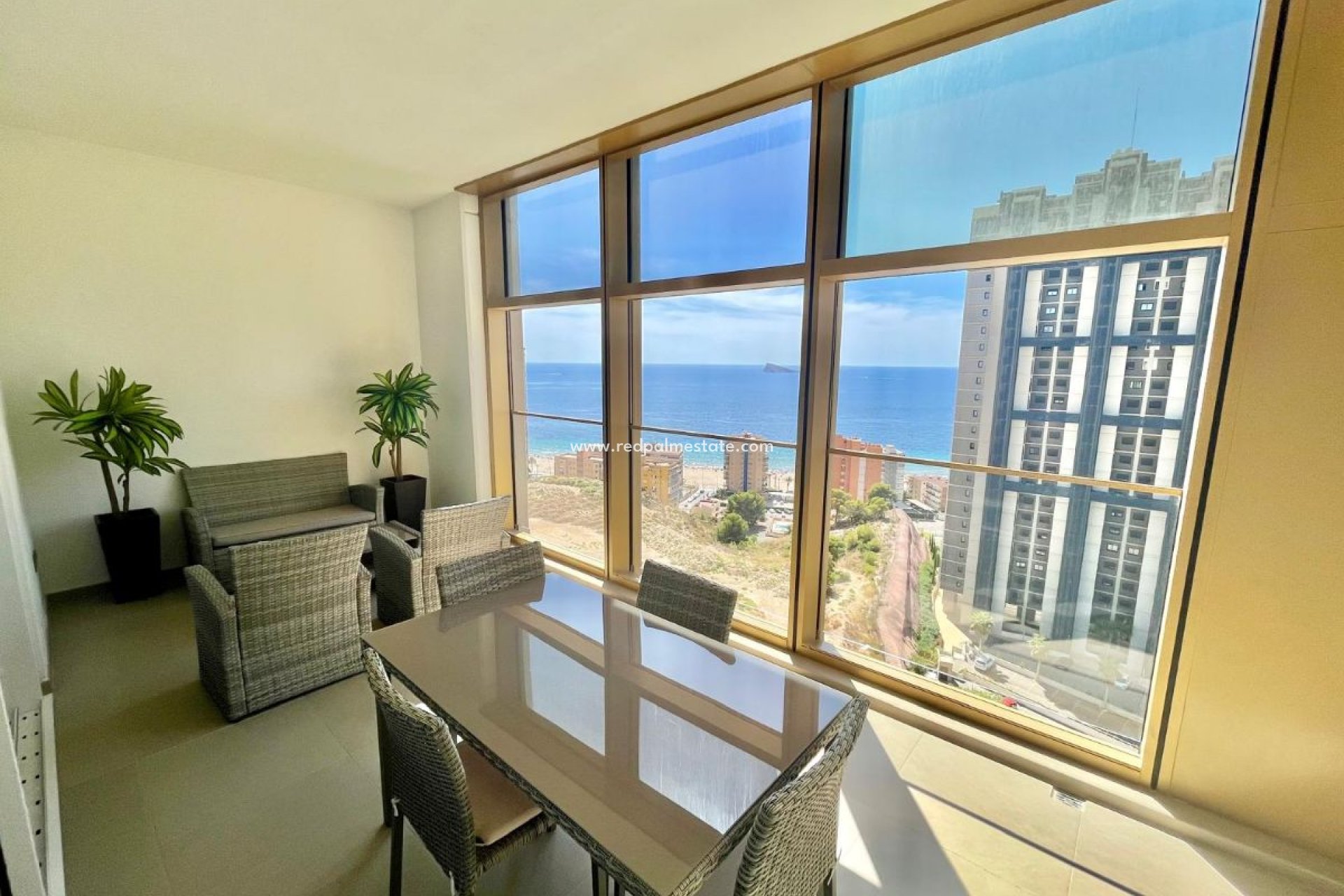 Resale - Apartment -
Benidorm - Costa Blanca