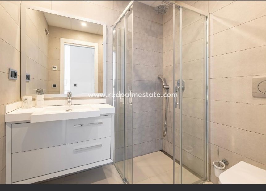 Resale - Apartment -
Benidorm - Playa de Poniente