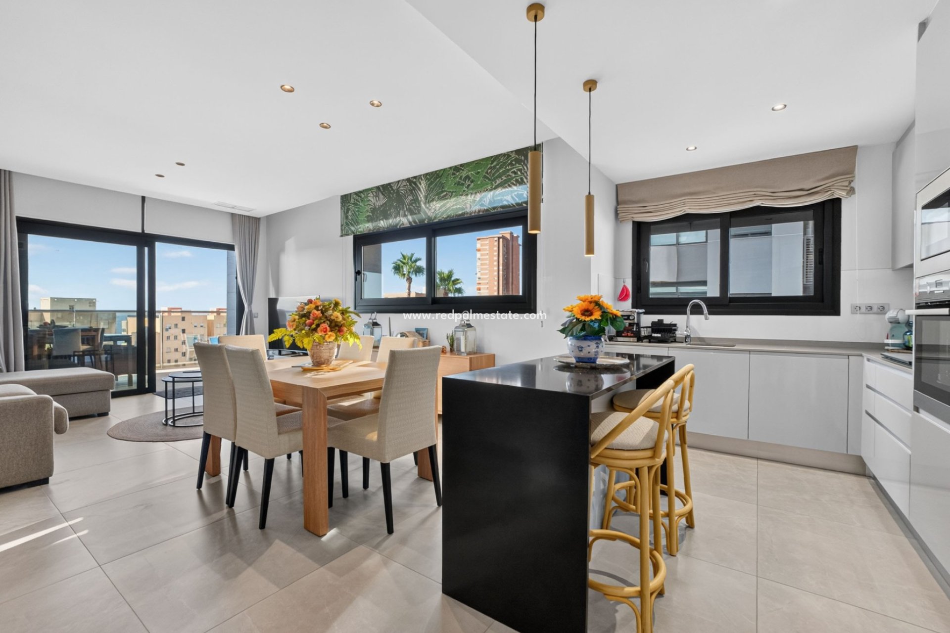 Resale - Apartment -
Benidorm - Poniente