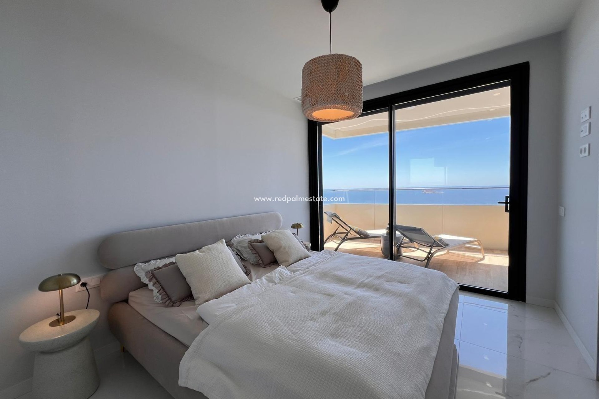 Resale - Apartment -
Benidorm - Poniente