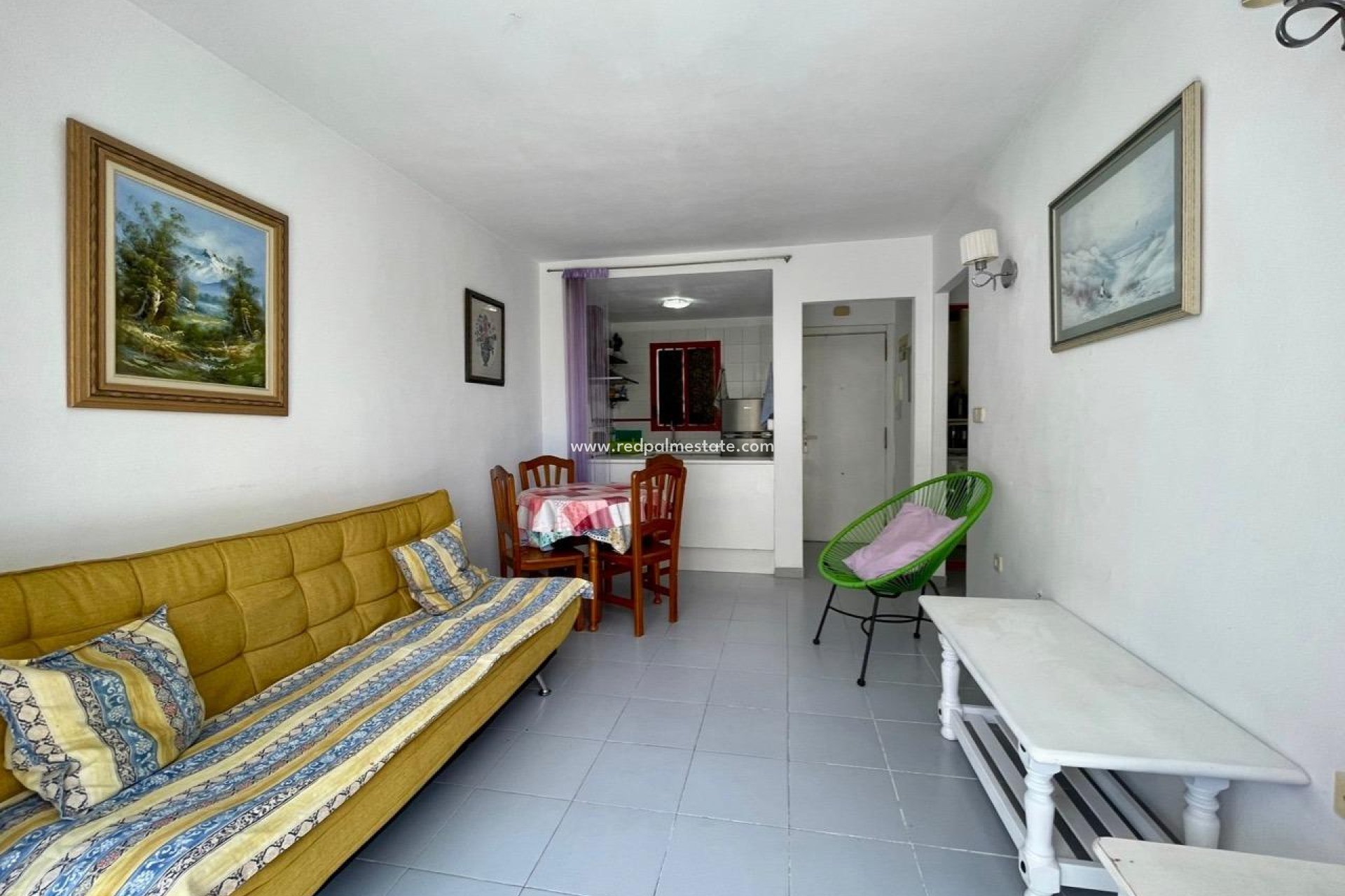 Resale - Apartment -
Benidorm