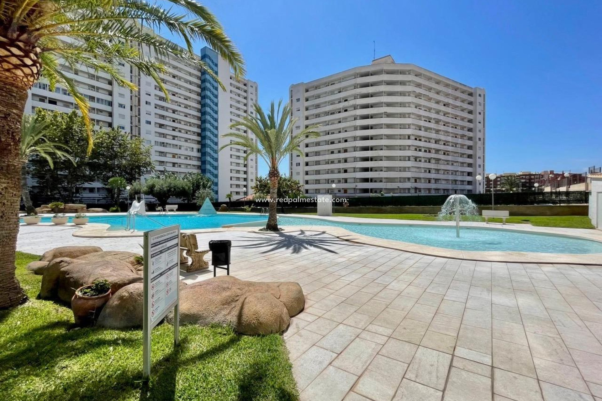 Resale - Apartment -
Benidorm